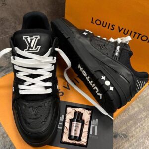 LV Trainer Sneaker Virgil