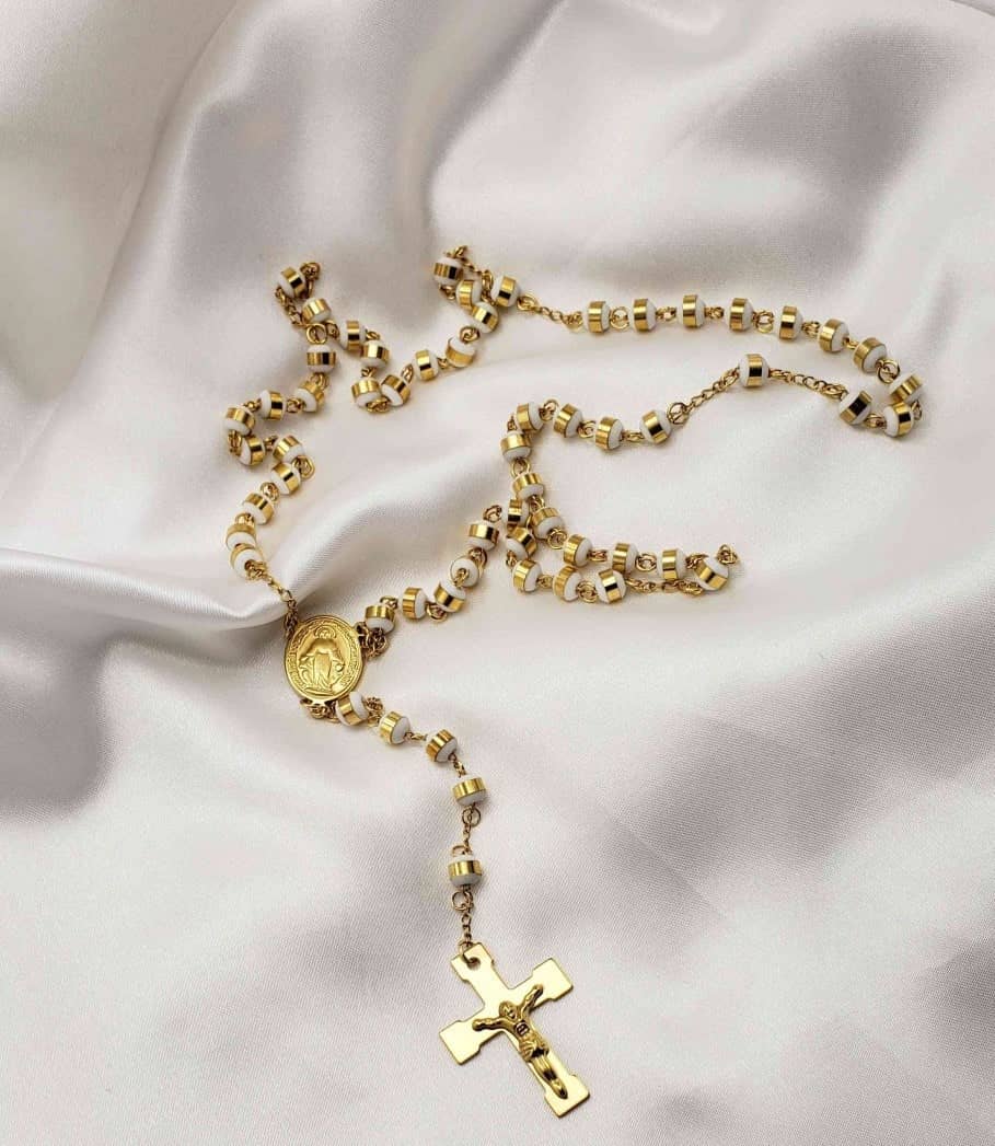 Chaplet With White Beads-min